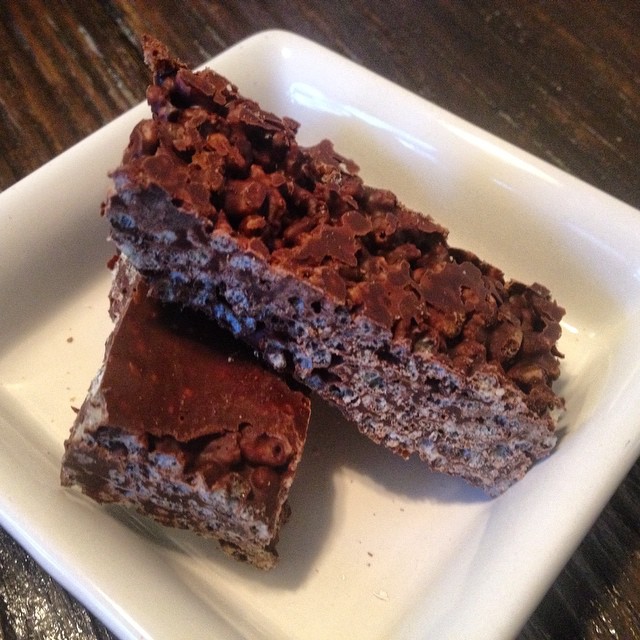 Danielle Hatfield's 2 ingredient chocolate crunch bars